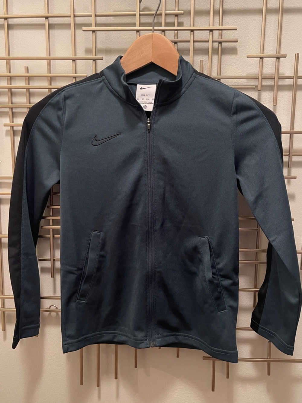 Nike Kids Teal and Black Full-Zip Jacket